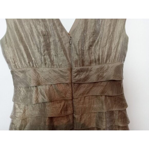 London Time Women's Champagne/ Gold Shimmer Classic  Dress Sz 8P - Picture 5 of 7